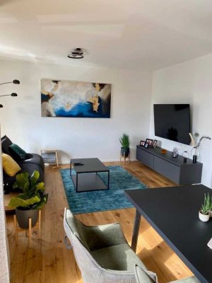 Moderne, barrierearme Wohnung mit Balkon, EBK, Aufzug und Stellplatz in einer begehrter Lage