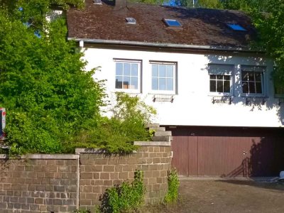 Geräumiges Einfamilienhaus mit 6 Zimmern in Idar-Oberstein