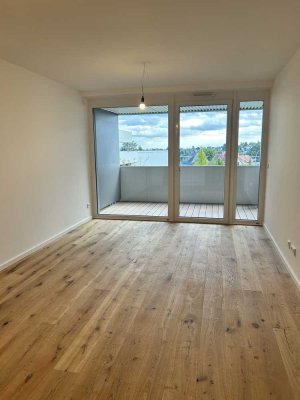 Von privat: Modernes 2-Zi. Apartment mit EBK, Südbalkon, Wellnessbereich, Erstbezug. Toplage Hofheim