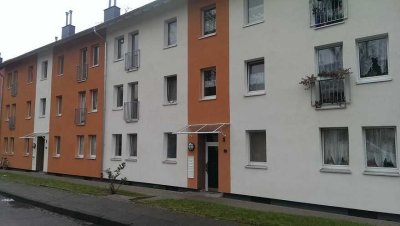Schöne Wohnung sucht Mieter: Sanierte  2-Zimmer-Wohnung