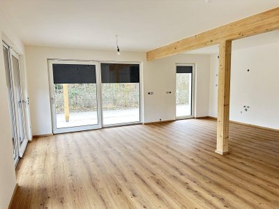 Modernes Fertighaus – Erstbezug mit Stil &amp; Komfort