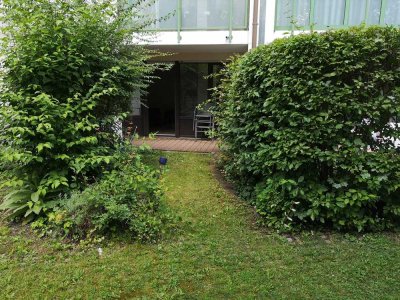 Möbliert: Großzügige und helle 2-Zimmer-Terrassenwohnung in München Bogenhausen-Zamilapark