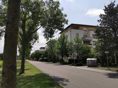 Helle, charmante 2-Zimmerwohnung in bester-Lage