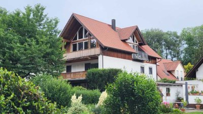 Rarität - Wohntraum für 2! Individuelle, ruhige DG Wohnung mit 2 Balkonen mit Blick in die Isarauen