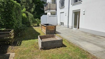 Barrierefreie 3 ZKB Gartenwohnung, Baujahr 2016,  wartet auf Sie !