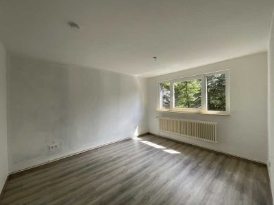 Top 3-Zimmer-Wohnung im Dachgeschoss mit Dusche in Wilhelmshaven City