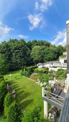 Wohn(t)raum mit Panoramablick: Exklusive ETW mit Terrasse in Bredeney's Bestlage