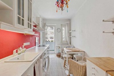 Stilvolle 2,5-Zimmer-Altbauwohnung in ruhiger Lage von Barmbek-Nord