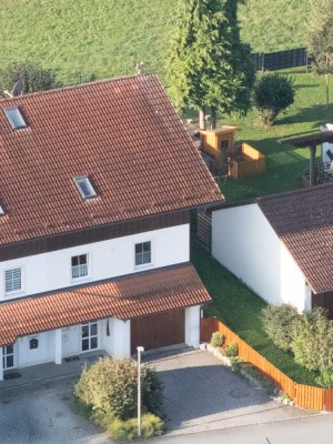 Gepflegtes Reihenhaus mit 4 Zimmern und Garage in Egglham