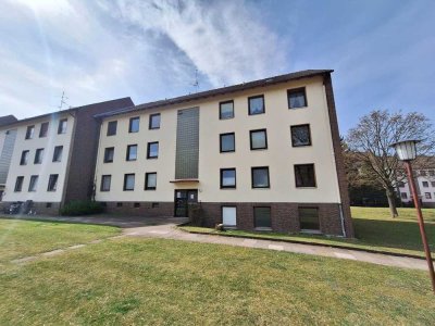 Große 2 Raum Wohnung mit Balkon, frisch renoviert