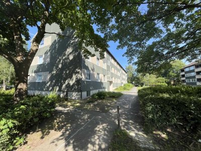 Große 3 Zimmer-Wohnung mit Balkon