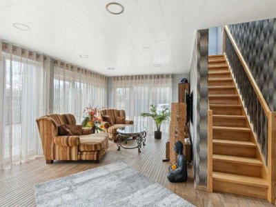Stilvolle, modernisierte 3-Zimmer-Wohnung mit gehobener Innenausstattung mit EBK in Oranienburg