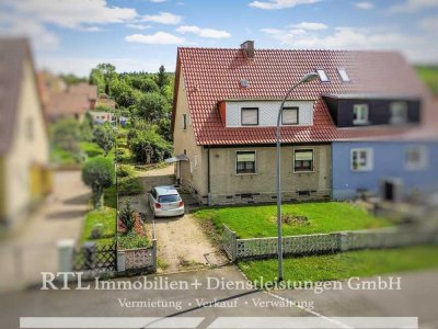 (A1601) Geräumige Doppelhaushälfte mit Ausbaupotenzial in Pößneck