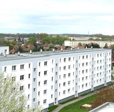 3-Zimmerwohnung mit Einbauküche sucht Nachmieter.