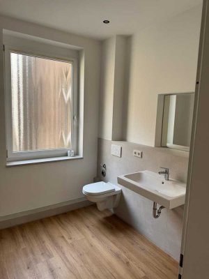 Ehrenfeld I Kernsanierte Altbauwohnung mit hohen Decken – Erstbezug nach Sanierung