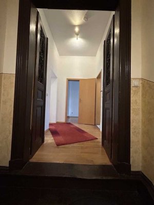 3-Zi-Wohnung mit großem Balkon und eigener Gartenterrasse. Provisionsfrei- Gohlis-Süd