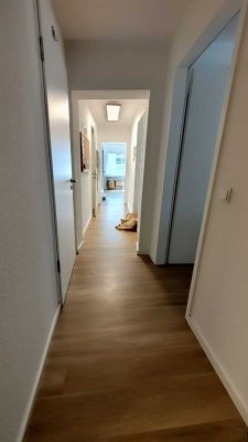 Helle offene Wohnung - 64 qm mit Aufzug
