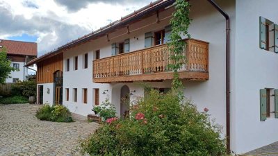 Tradition trifft Moderne- Energetisch saniertes Bauernhaus in Vogtareuth