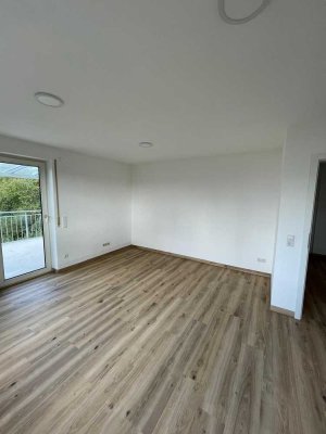 Helle 4-Zimmer Wohnung mit Balkon und hochwertiger Ausstattung