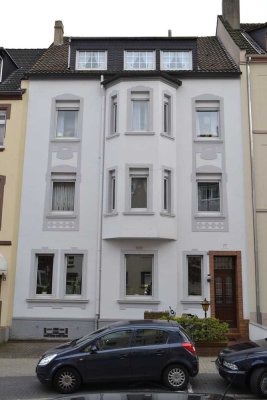 Altbauwohnung  mit Südbalkon im Nordviertel