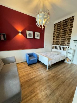 Möbliertes Apartment mit Balkon im Bremer Viertel-Furnished apartment with a balcony