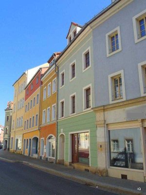Gewerblich nutzbares Stadthaus mit Ferienwohnungen, in der Nähe der Porzellanmanufaktur