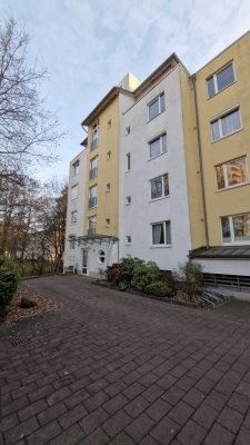 Drei-Zimmer-Wohnung mit Tiefgaragenplatz | ideal auch für Senioren