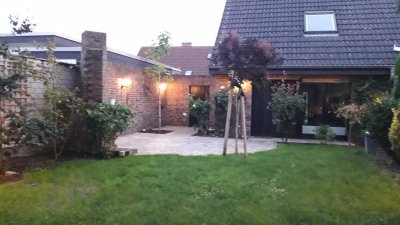 Luxuriöse Doppelhaushälfte im Landhausstil