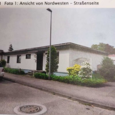 Schönes und modernisiertes 7,5-Zimmer-Haus in Freiburg im Breisgau Betzenhausen - provisionsfrei -