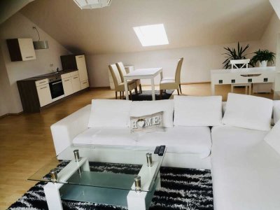 großzügige 2-Zimmer-Wohnung m. traumhaftem Ausblick