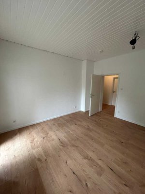 Gemütliche 2-ZKB-Erdgeschoss Wohnung in zentraler Lage von Duisburg