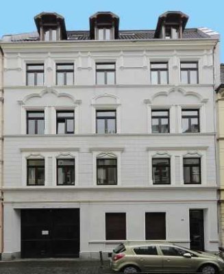 1,5 Zimmer/ Studio Parkett, 3,5m hohe Decken- ruhiges Hinterhaus im Herzen d. Bonner  Altstadt