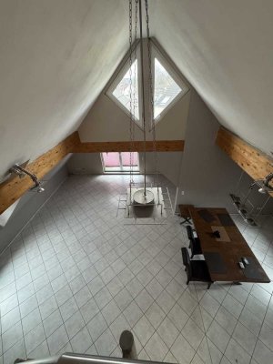 Geräumige 4-Zimmer Wohnung in Köln Mülheim