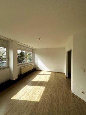 Großzügige 2-ZKB Wohnung am Schloss