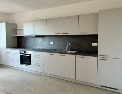 Schicke , neue 4 ZKB Wohnung in Hannover Kronsrode, NEUBAU, EBK! Feldrandlage