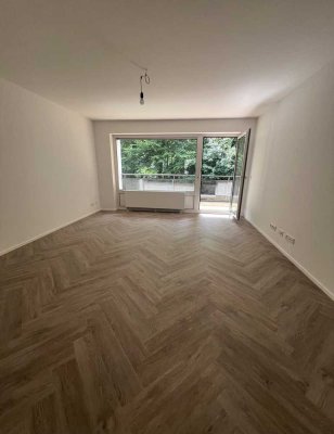 Erstbezug nach Sanierung: attraktive 3,5-Zimmer-Wohnung mit Balkon in Essen