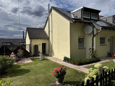 Von Privat -  Reihenendhaus mit Einliegerwohnung - 8 Zimmer in W-Langerfeld (Büro mit extra Eingang)