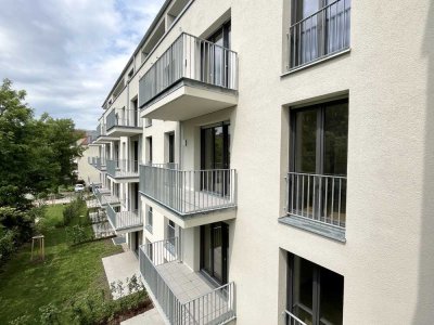 Stilvolle Neubauwohnung mit hochwertiger Ausstattung und sonnigem Balkon in Sudenburg.