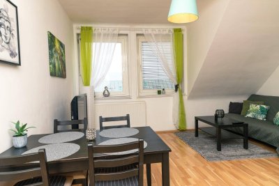 Vollmöblierte Dachgeschoss-3-Zimmer-Wohnung Nähe WU/ WG geeignet