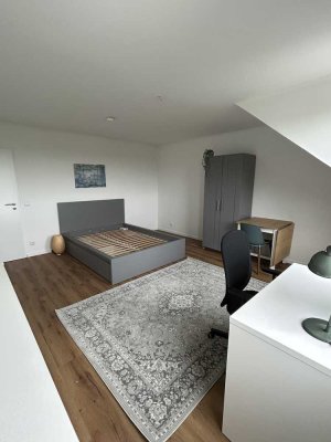 2-Personen-WG - möblierte Dachgeschosswohnung