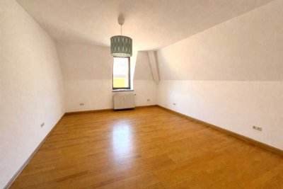 Großzügige 2 Zimmer Eigentumswohnung in Grombühl