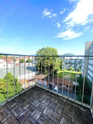 OHNE PROVISON I SONNIGE LOGGIA I KOMPLETT ERNEUERT I 3-ZIMMER-DOMIZIL I BESTE LAGE BEIM LEND I HELL &amp; LUFTIG I RUHIGES WOHNEN I TIERFREUNDLICHES ZUHAUSE I PROJEKT WOHNEN I
