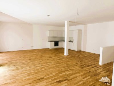 Charmante 3-Zimmer-Wohnung, 136m², Terrasse, Gäste-WC im Neubau "BADERHOME"