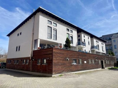 Tolle 5-Raum Maisonette- Wohnung mit Terrasse und Stellplatz in Chemnitz City zu verkaufen.