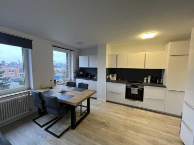 Sehr schöne Wohnung nach Sanierung: Schicke 2-Zimmer-Wohnung im 2. OG in Krefeld