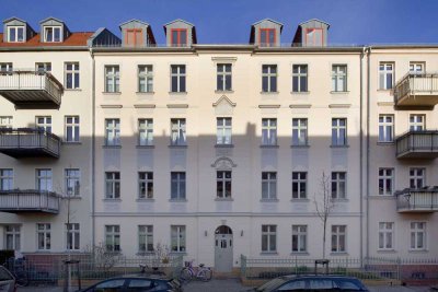 2-Zimmer-Eigentumswohnung mit Balkon in saniertem Altbau in Potsdam-Babelsberg