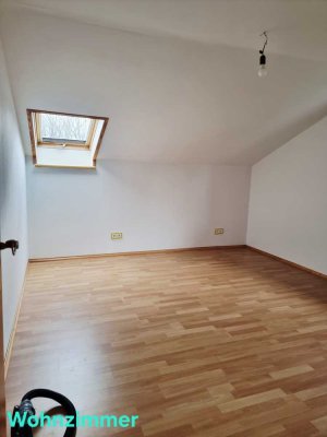 3-Zimmer Dachgeschosswohnung in Dornstetten/Unterdießen mit Gartenmitbenutzung