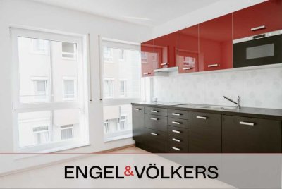 Barrierefreie 3 Zimmer-Wohnung mit moderner Küche, großen Fenstern und Aufzug