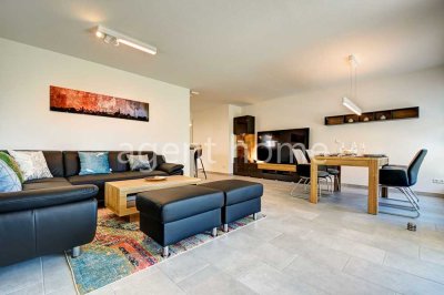 MÖBLIERT - SMART LIVING MIT WALLBOX - Tolle Wohnung mit Terrasse, Garten und Tiefgaragen-Stellplatz