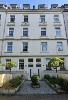 Provisionsfrei ! Wunderschöne Dachgeschoß-Maisonette in Bockenheimer Premiumlage